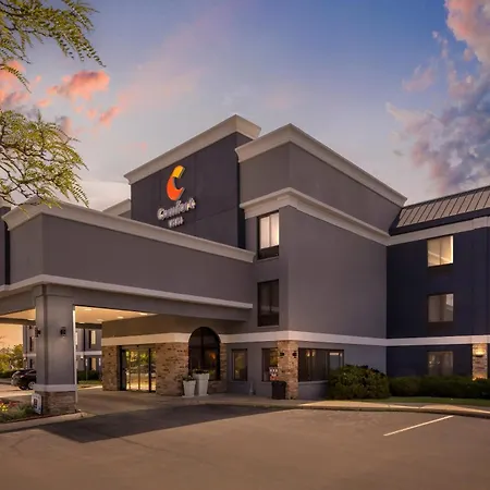 Comfort Inn Bourbonnais Near I-57
