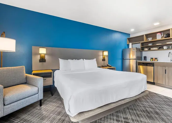 Inn Comfort Near I-57 Bourbonnais
