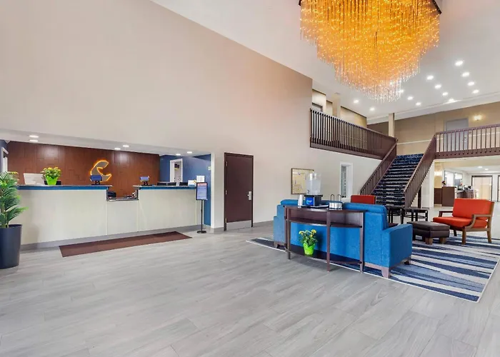 Inn Comfort Near I-57 Bourbonnais