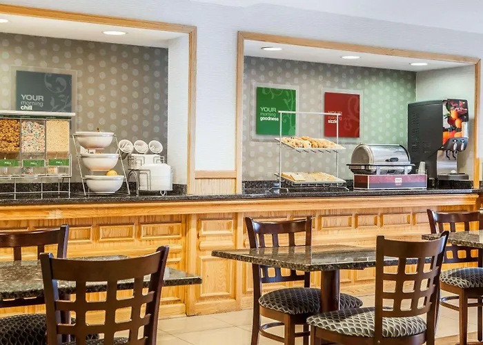 Comfort Near I-57 Inn 4*