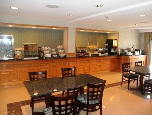 Comfort Near I-57 Inn 4*
