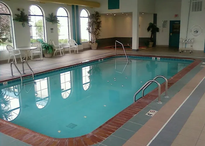 Inn Comfort Near I-57 Bourbonnais